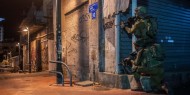 اشتباكات مسلحة بين مقاومين وقوات الاحتلال المقتحمة لنابلس